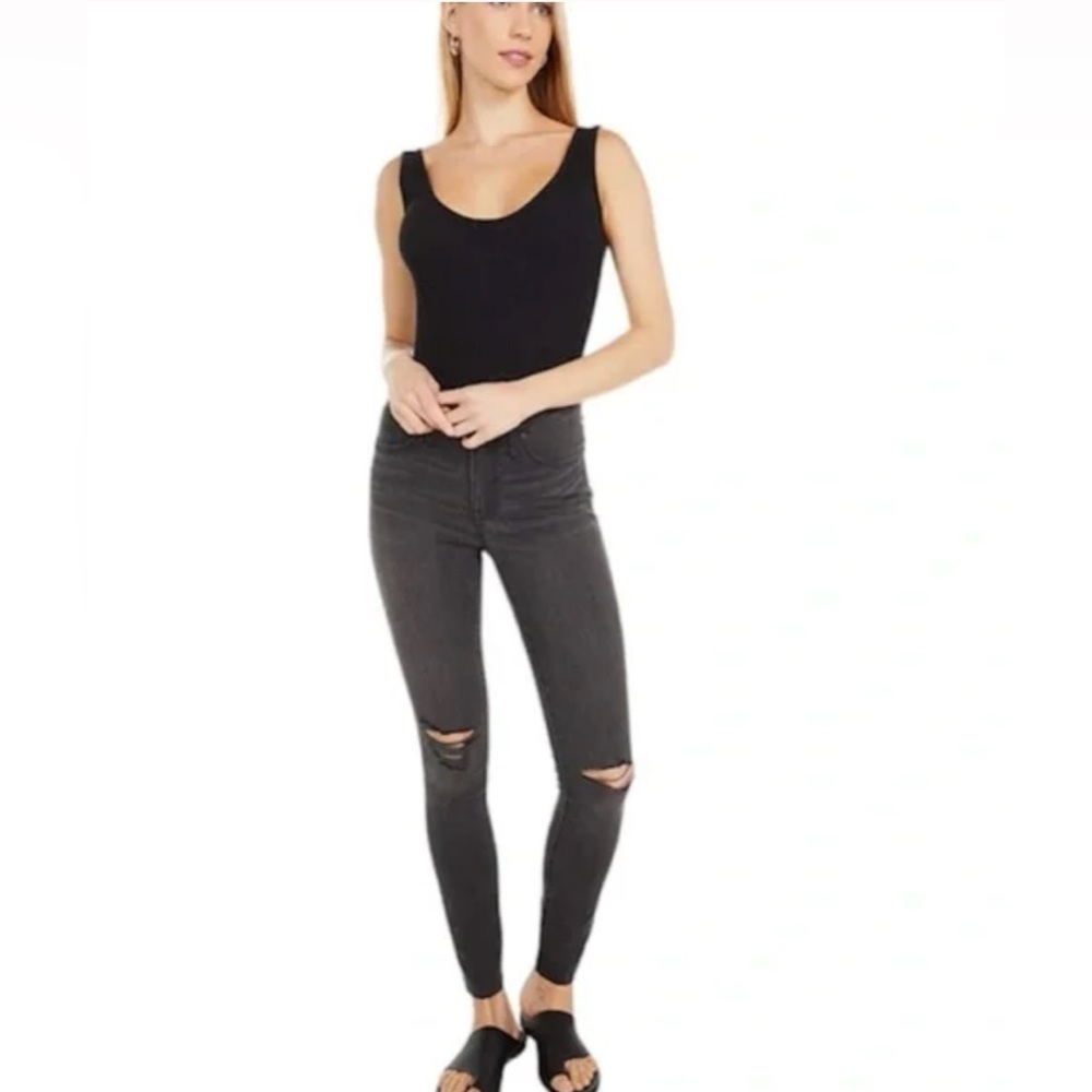 Madewell black wash 9” skinny jeans